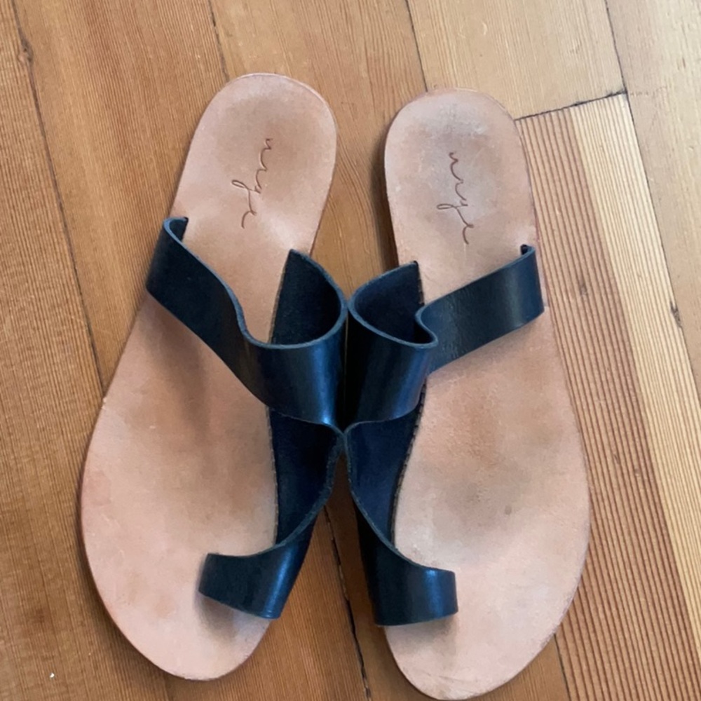 Urge Size 39 100% Leather Open Black Sandals